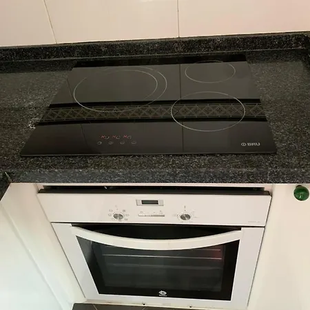 Precioso A 50 M Del Paseo San Pedro- 2 Hab, 2 Banos, Parking - Dispo Del 17 Al 21 Sept شقة *